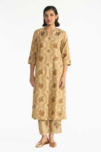 Buy Payal Pratap Beige Chanderi Round Neck, Yes Parijat Floral Print Kurta Set Online at Aza Fashions Buy_Payal Pratap_Beige Chanderi Round Neck, Yes Parijat Floral Print Kurta Set _Online_at_Aza_Fashions