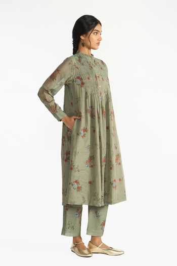 Payal Pratap Green Chanderi, Tissue Mandarin Collar, Yes Mallika Printed Tunic And Pant Set Online at Aza Fashions Payal Pratap_Green Chanderi, Tissue Mandarin Collar, Yes Mallika Printed Tunic And Pant Set _Online_at_Aza_Fashions