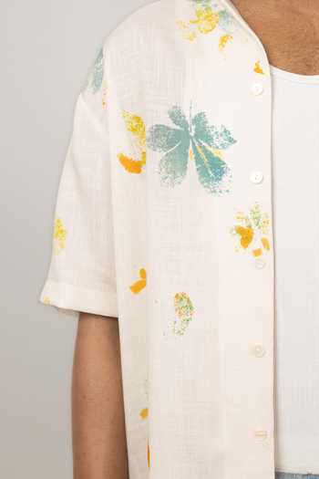 Raw & Rustic By Niti Bothra Ivory Linen, Tencel Abstract Floral Eco-print Cuban Collar Shirt at Aza Fashions Raw & Rustic By Niti Bothra_Ivory Linen, Tencel Abstract Floral Eco-print Cuban Collar Shirt _at_Aza_Fashions