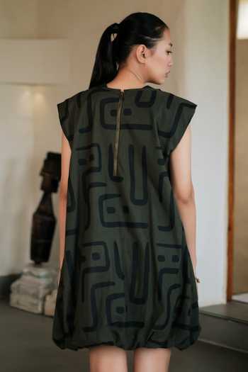 The Terra Tribe Nara Printed Gathered Dress 
