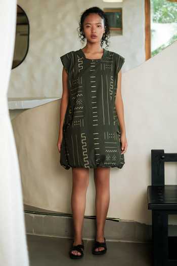 The Terra Tribe Green Cotton Round Neck Nara Mud Print Gathered Dress Online at Aza Fashions The Terra Tribe_Green Cotton Round Neck Nara Mud Print Gathered Dress _Online_at_Aza_Fashions