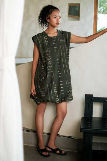 The Terra Tribe Nara Mud Print Gathered Dress 