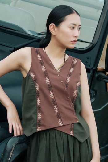 The Terra Tribe Green Cotton V-neck Toyo Tribal Embroidered Vest Online at Aza Fashions The Terra Tribe_Green Cotton V-neck Toyo Tribal Embroidered Vest _Online_at_Aza_Fashions