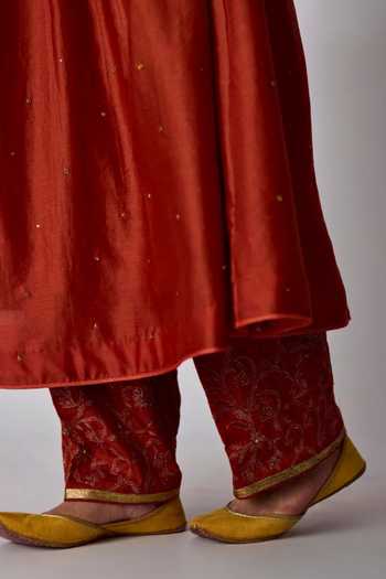 Buy_Rhua_Red Chanderi , , Cotton, Organza Round Rasika Embroidered Kurta Set _Online_at_Aza_Fashions