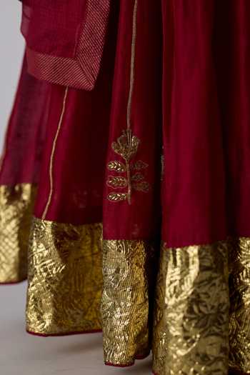 Buy_Rhua_Pink Chanderi , V-neck Radha Gota Bordered Lehenga Set _Online_at_Aza_Fashions