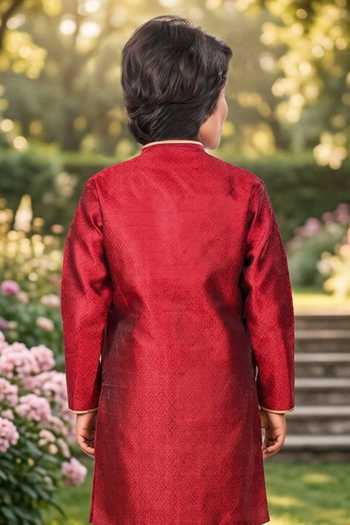 Petite Pomme Jaquard Kurta & Art Silk Pant Set