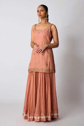 Buy_Rhua_Pink Chanderi, Tissue, Silk, Organza Scoop Maahi Embroidered Kurta Sharara Set _Online_at_Aza_Fashions