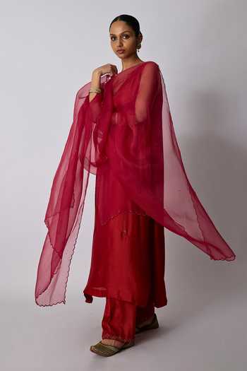 Shop_Rhua_Red Silk, Cotton, Bamboo, Organza V-neck, Yes Vani V Kurta Pant Set _Online_at_Aza_Fashions