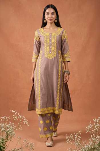 Samyukta Singhania Embroidered Chanderi Kurta & Pant Set 