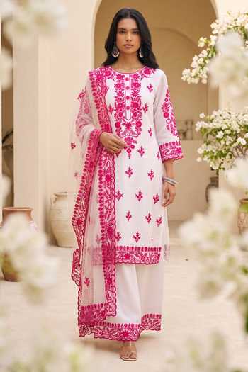 Buy Samyukta Singhania Off White Georgette Embroidery Round Neck Kurta Set at Aza Fashions Buy_Samyukta Singhania_Off White Georgette Embroidery Round Neck Kurta Set _at_Aza_Fashions