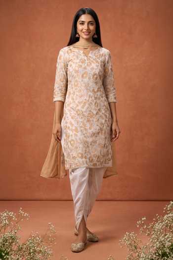 Samyukta Singhania Floral Embroidered Chanderi Kurta Set 