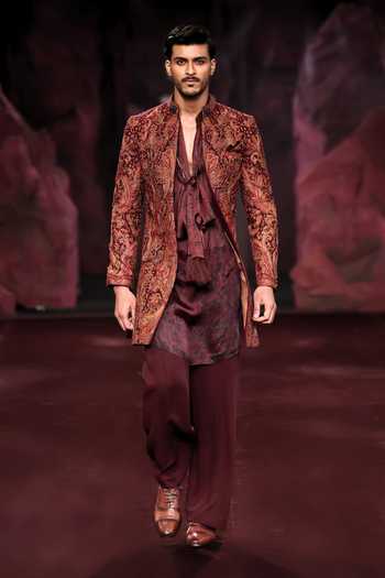 Dolly J Lakshya Printed Stole 
