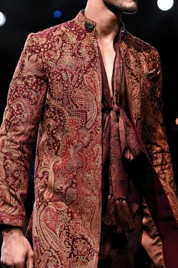 Dolly J Lakshya Printed Stole 