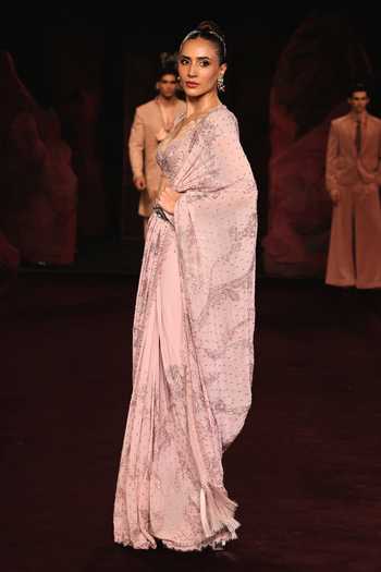 Dolly J Pink Georgette, Chantilly, Lace Gul Noor Embroidered Saree With Blouse Online at Aza Fashions Dolly J_Pink Georgette, Chantilly, Lace Gul Noor Embroidered Saree With Blouse _Online_at_Aza_Fashions