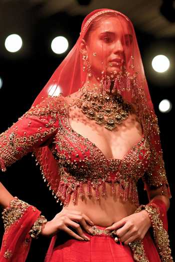Buy_Dolly J_Red Silk, Tulle Sweetheart Chitravali Zardozi Embroidered Bridal Lehenga Set _Online_at_Aza_Fashions