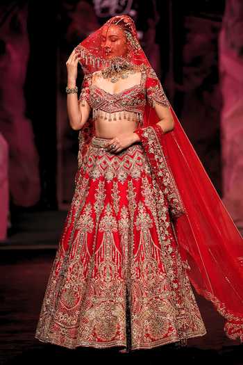 Dolly J Swarnaangi Handloom Raw Silk Bridal Lehenga Set 