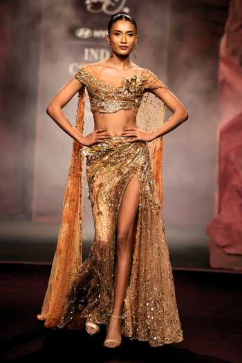 Dolly J Kanak Embroidered Lehenga Saree Set 