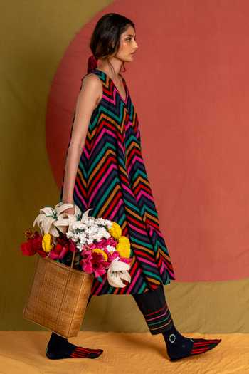 KA-Sha Plum Chevron Applique Dress