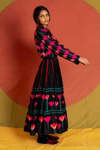 KA-Sha_Black Chanderi Kamal Applique Skirt _Online_at_Aza_Fashions