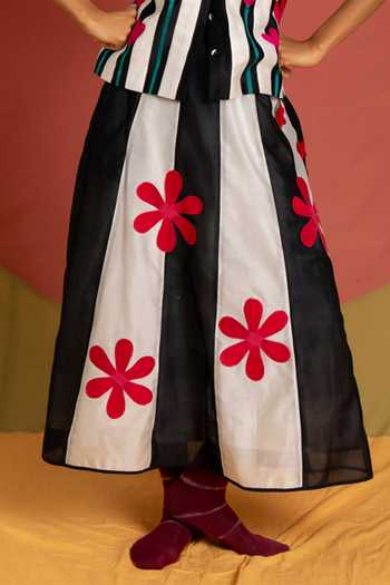 Buy KA-Sha Black Chanderi Striped Florist Skirt Online at Aza Fashions Buy_KA-Sha_Black Chanderi Striped Florist Skirt _Online_at_Aza_Fashions