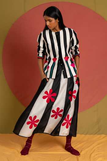 Shop KA-Sha Black Chanderi Striped Florist Skirt Online at Aza Fashions Shop_KA-Sha_Black Chanderi Striped Florist Skirt _Online_at_Aza_Fashions