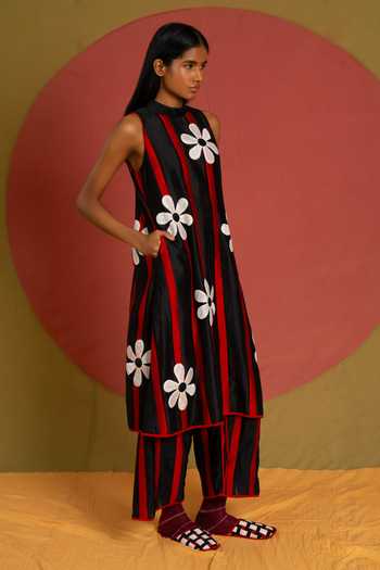 KA-Sha Black Chanderi High Neck Patti Florist Tunic Online at Aza Fashions KA-Sha_Black Chanderi High Neck Patti Florist Tunic _Online_at_Aza_Fashions