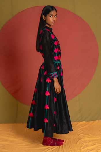 KA-Sha Black Chanderi Mandarin Collar Kamali Applique Shirt Online at Aza Fashions KA-Sha_Black Chanderi Mandarin Collar Kamali Applique Shirt _Online_at_Aza_Fashions
