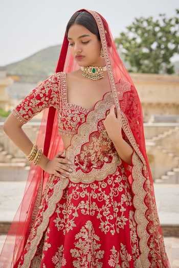 Kalighata Red Silk Square Neck Janki Bridal Lehenga Set Online at Aza Fashions Kalighata_Red Silk Square Neck Janki Bridal Lehenga Set _Online_at_Aza_Fashions