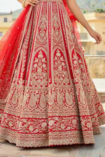 Buy Kalighata Red Silk Sweetheart Neck Kripa Bridal Lehenga Set Online at Aza Fashions Buy_Kalighata_Red Silk Sweetheart Neck Kripa Bridal Lehenga Set _Online_at_Aza_Fashions