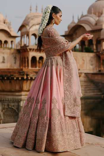Shop Sheetal Batra Pink , Organza Sweetheart Neck Jannah Embroidered Raw Lehenga Set Online at Aza Fashions Shop_Sheetal Batra_Pink , Organza Sweetheart Neck Jannah Embroidered Raw Lehenga Set _Online_at_Aza_Fashions