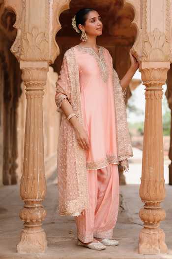 Buy Sheetal Batra Pink Chanderi , Satin, Maham Embroidered Short Anarkali Salwar Set Buy_Sheetal Batra_Pink Chanderi , Satin, Maham Embroidered Short Anarkali Salwar Set