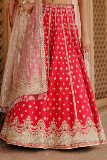 Buy Sheetal Batra Pink , Organza Scoop Neck Noorbano Embroidered Raw Lehenga Set Buy_Sheetal Batra_Pink , Organza Scoop Neck Noorbano Embroidered Raw Lehenga Set