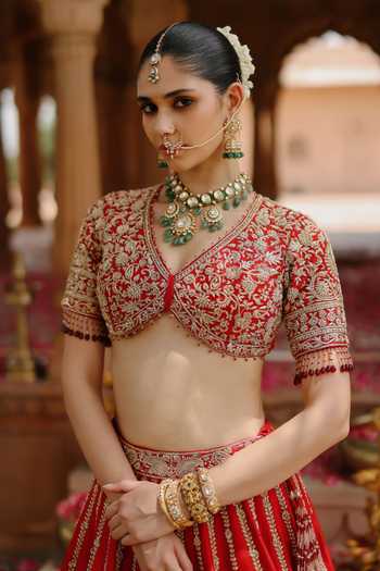Sheetal Batra Red , Organza V-neck Roha Embroidered Bridal Lehenga Set Online at Aza Fashions Sheetal Batra_Red , Organza V-neck Roha Embroidered Bridal Lehenga Set _Online_at_Aza_Fashions