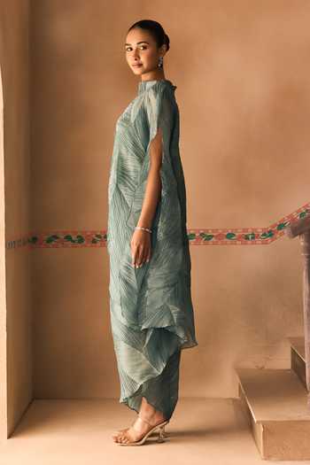 1999ad By Amita & Deepak Green Organza Crushed Draped Dress Set at Aza Fashions 1999ad By Amita & Deepak_Green Organza Crushed Draped Dress Set _at_Aza_Fashions