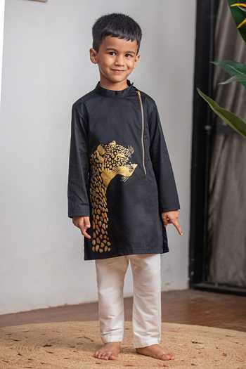 Buy Lil Angels Black Cotton Cheetah Hand Painted Kurta Set Online at Aza Fashions Buy_Lil Angels_Black Cotton Cheetah Hand Painted Kurta Set _Online_at_Aza_Fashions