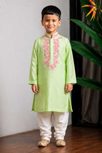 Lil Angels Green Thread Embroidered Kurta Set