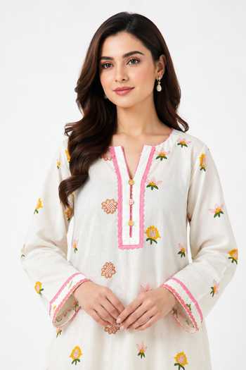 Buy Poppi Off White Cotton Split V-neck Floral Print Kurta And Farshi Salwar Set Online at Aza Fashions Buy_Poppi_Off White Cotton Split V-neck Floral Print Kurta And Farshi Salwar Set _Online_at_Aza_Fashions