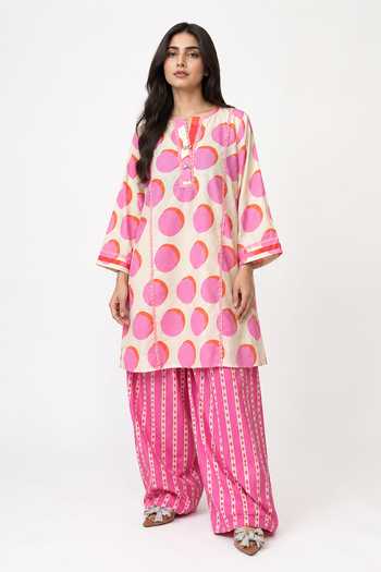 Shop Poppi Pink Cotton Round Neck Floral Print Kurta And Farshi Salwar Set Online at Aza Fashions Shop_Poppi_Pink Cotton Round Neck Floral Print Kurta And Farshi Salwar Set _Online_at_Aza_Fashions