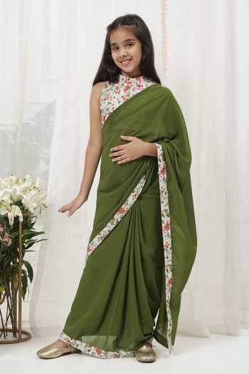 Little Bansi Saree & Sleeveless Blouse Set 