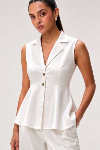 Tara And I Ivory Silk Notched Neck Gajji Peplum Jacket Online at Aza Fashions Tara And I_Ivory Silk Notched Neck Gajji Peplum Jacket _Online_at_Aza_Fashions