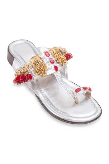 Buy 5elements Silver Gulraiz Embellished Kolhapuri Heels Online at Aza Fashions Buy_5elements_Silver Gulraiz Embellished Kolhapuri Heels _Online_at_Aza_Fashions