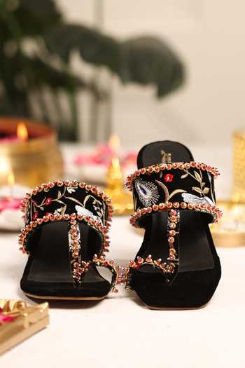 5elements Naqsh Floral Embroidered Heels 