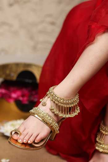Shop 5elements Gold Mehrun Bead Embellished Block Heels Shop_5elements_Gold Mehrun Bead Embellished Block Heels
