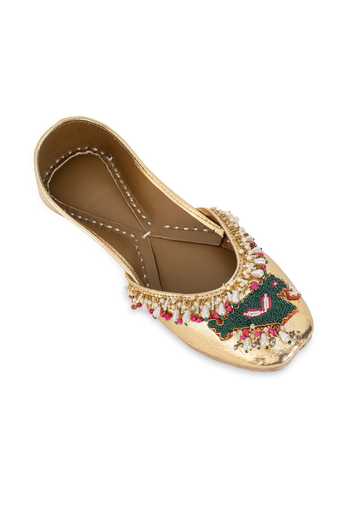 Buy_5elements_Gold Gulposh Embroidered Juttis _Online_at_Aza_Fashions