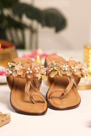 5elements Noorza Beige Kolhapuri Flats