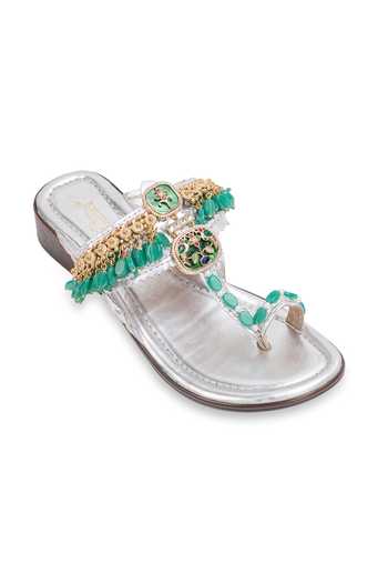Buy_5elements_Silver Aabroo Embellished Kolhapuri Flats _Online_at_Aza_Fashions