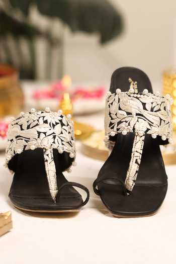 5elements Mehernoor Floral Embroidered Heels
