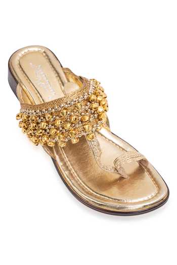 Buy_5elements_Gold Zarqash Ghungroo Embellished Kolhapuri Flats _Online_at_Aza_Fashions