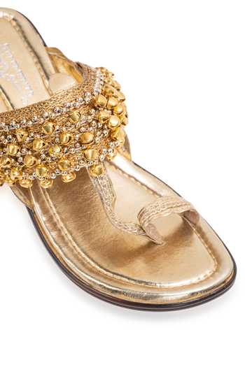 Buy_5elements_Gold Zarqash Ghungroo Embellished Kolhapuri Flats 