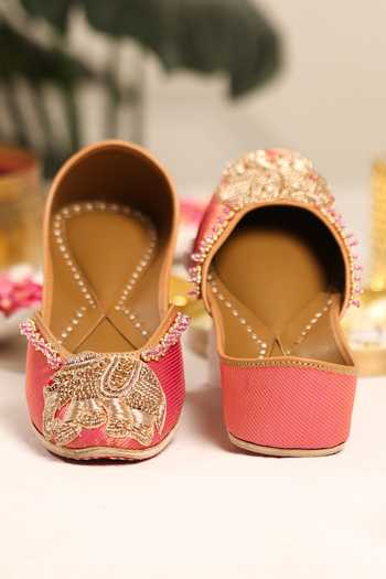Buy_5elements_Pink Gulraaz Zari Embroidered Juttis 